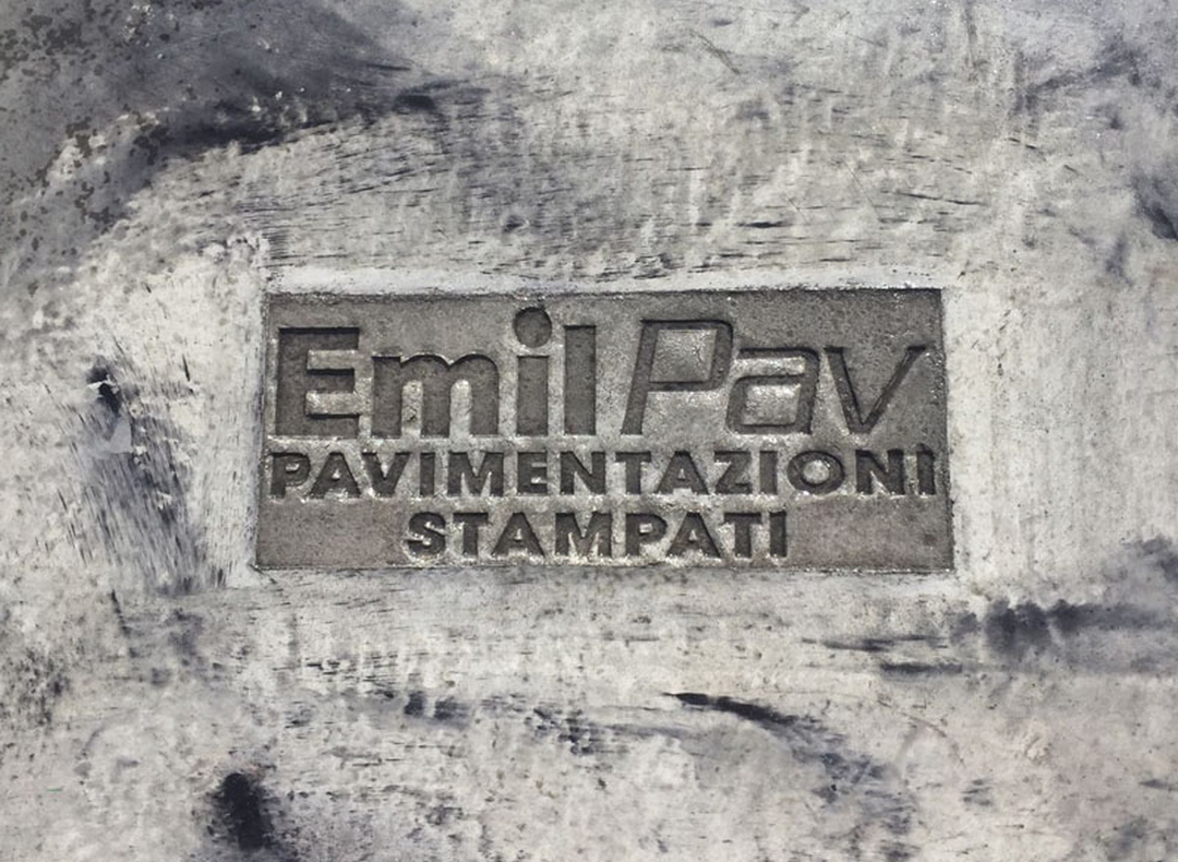 EmilPav posa del parquet, con adesivi per pavimenti in legno